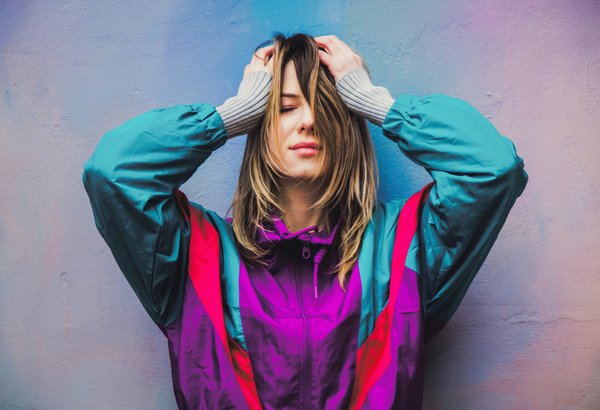 How to Style a Leather Wrap Belt with a Blouse and Pencil Skirt Ensemble?