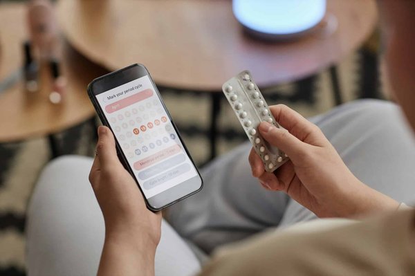 How Can the Use of Periodization in Training Benefit Competitive Swimmers Over a Season?